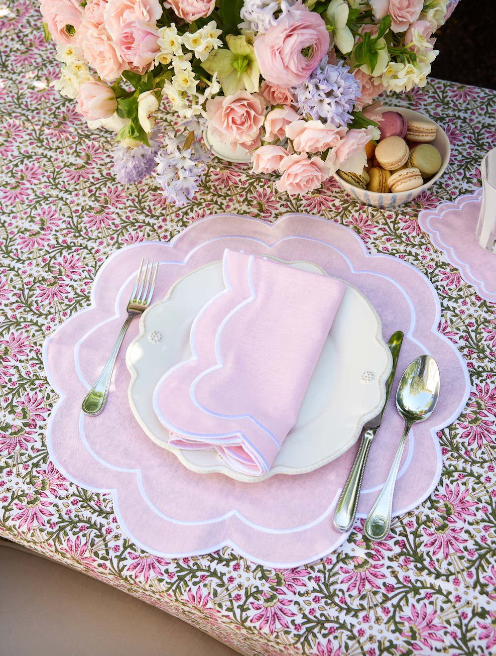 Scalloped pink napkin