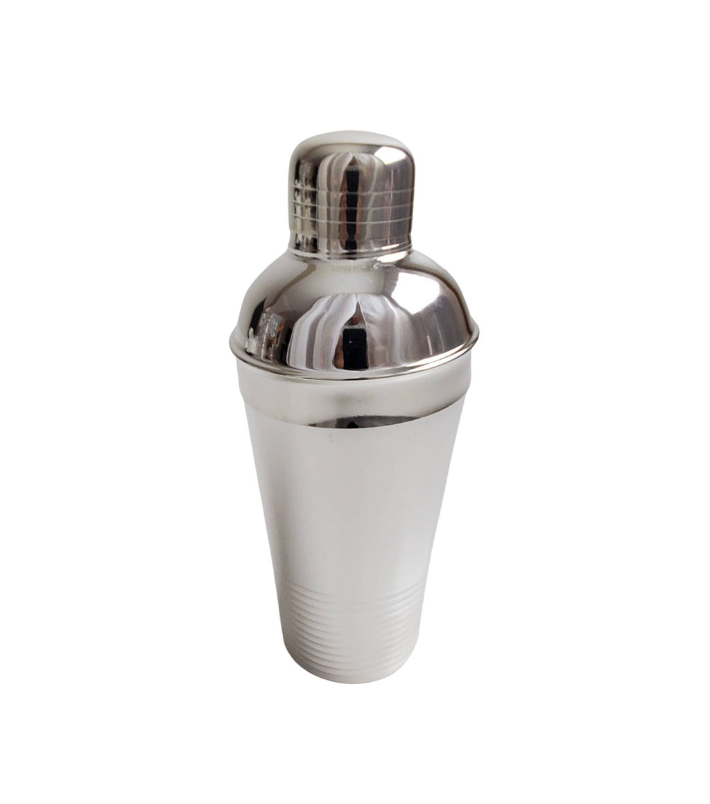 Ribbed Cocktail Shaker 8.5"h  Silver Plate (Lighter). SKU #: C2037.