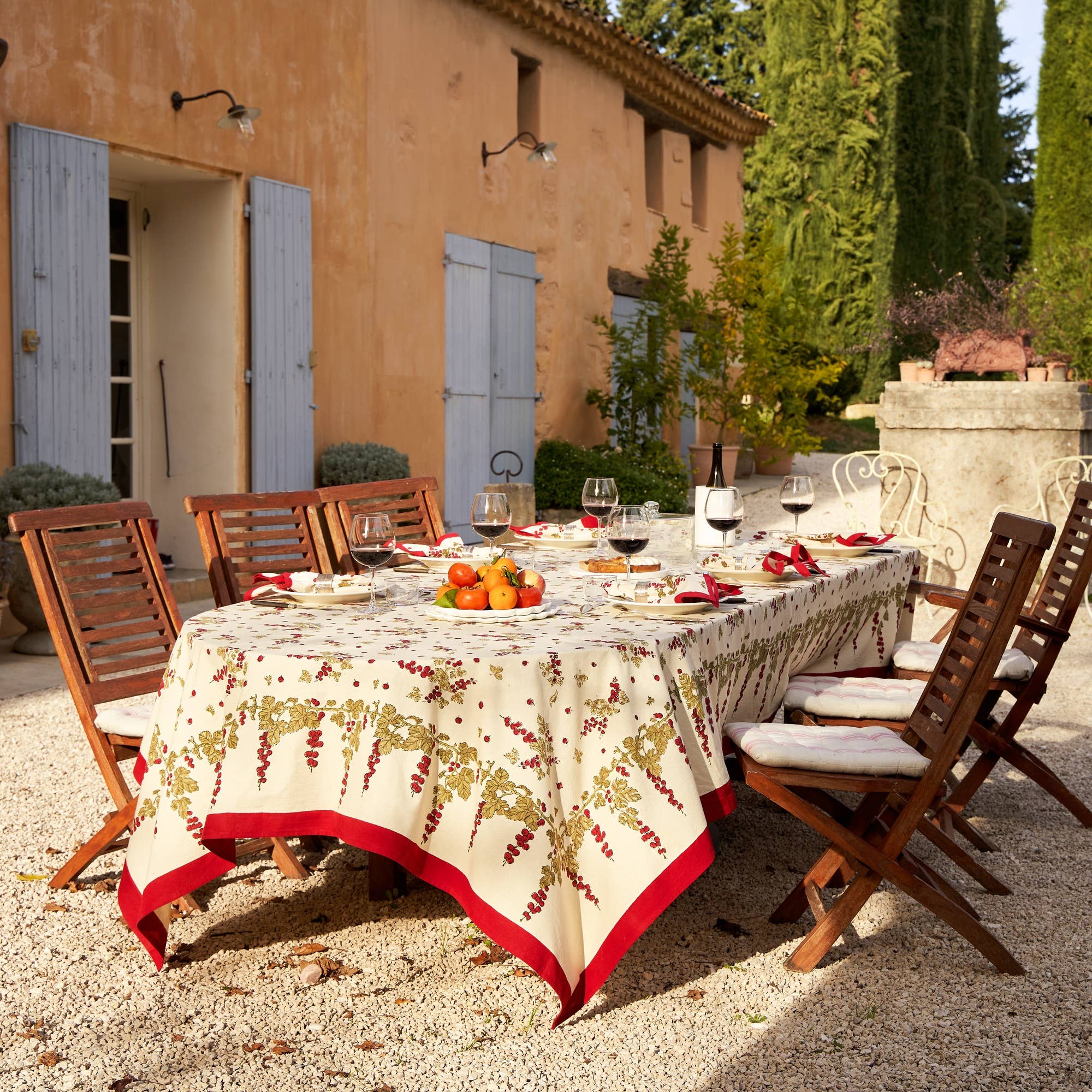 Gooseberry Red & Green | French Tablecloths: 90" Round