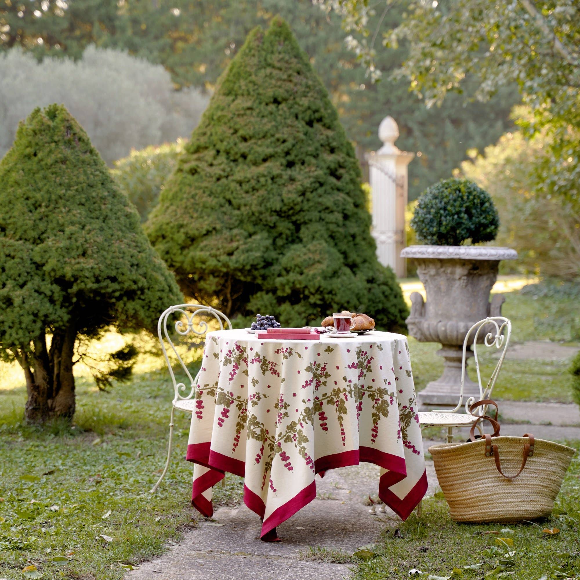Gooseberry Red & Green | French Tablecloths: 90" Round