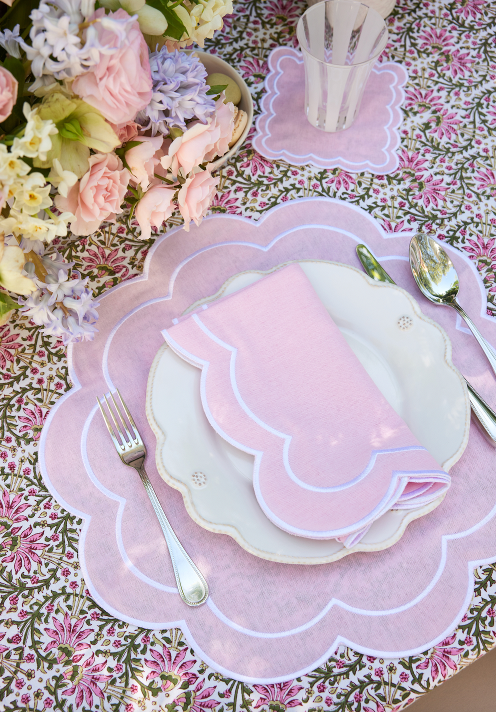 Scalloped pink napkin