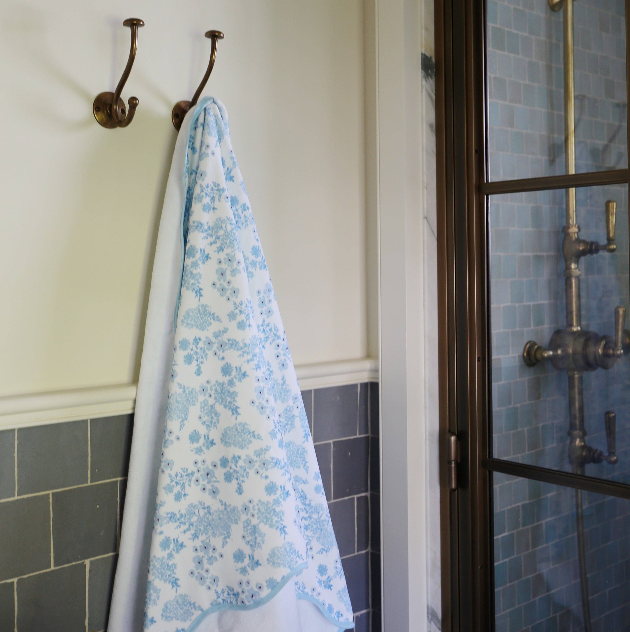 Dorothy Pale Blue Towels: Bath Towel