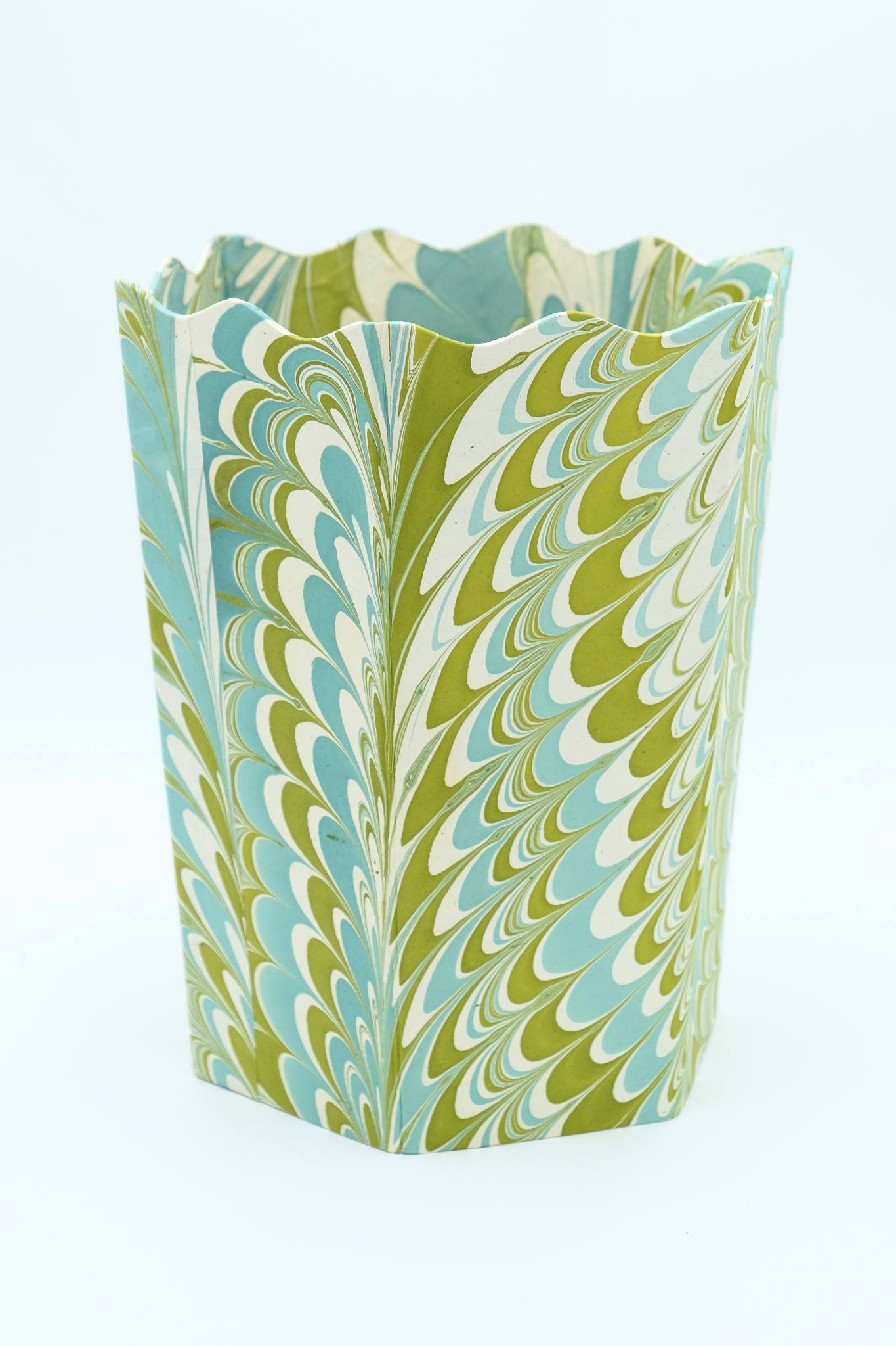 Hand-Marbled Scallop Waste Bin / Storage Bin in Robin Blue
