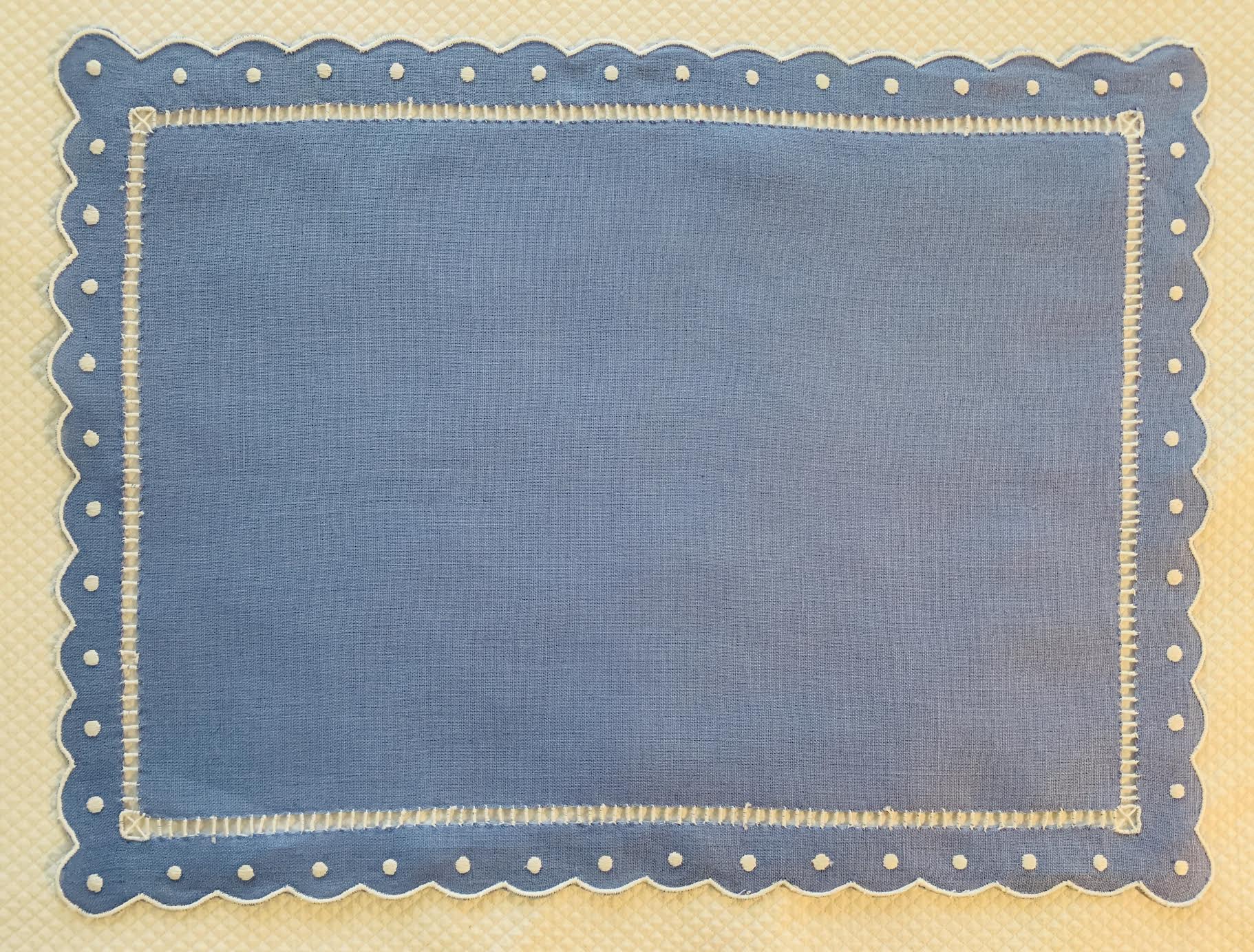 Blue and White Dot and Scalloped Placemat