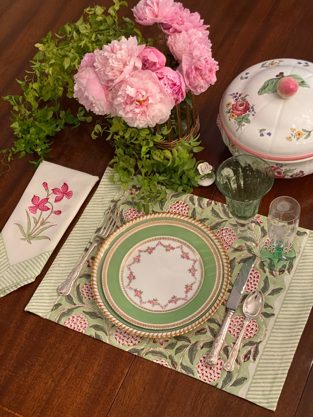 Green and Pink Pomegranate Placemats and Napkins Set